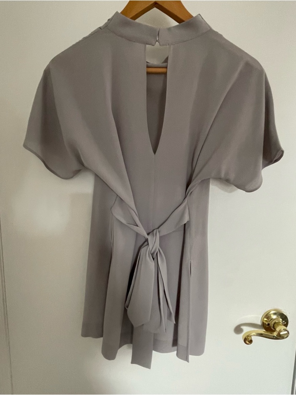 Ann Taylor Elegant Light Gray Tie-Back Women's Top
